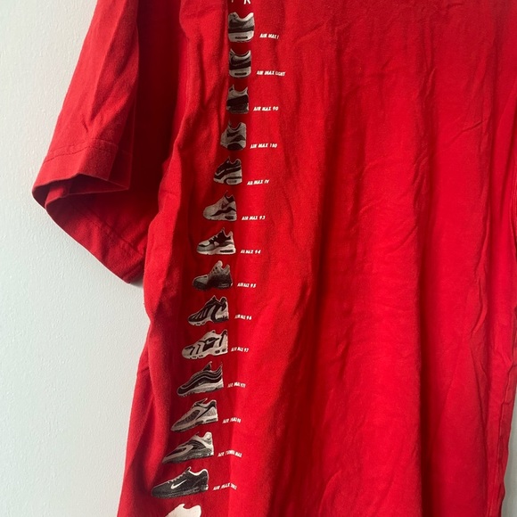 Y2K Nike “The legend continues” Airmax Tee - Picture 3 of 4